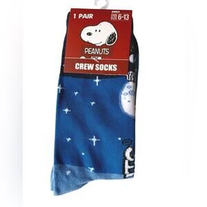 Peanuts Snoopy Blue Moon Graphic Crew Socks